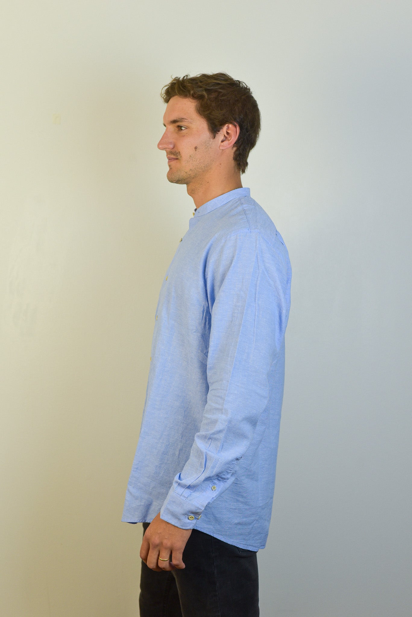 Camisa de Lino Capri Cuello Mao