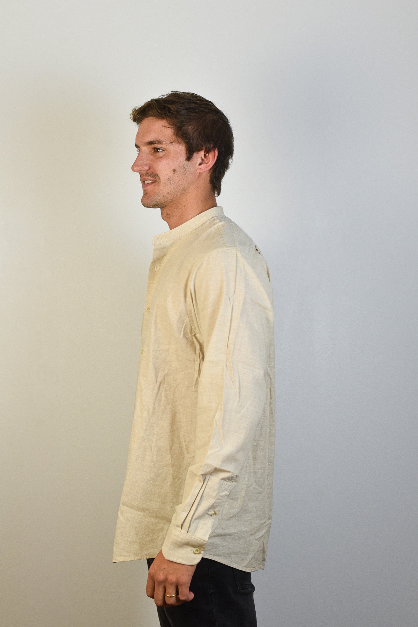 Camisa de Lino Capri Cuello Mao