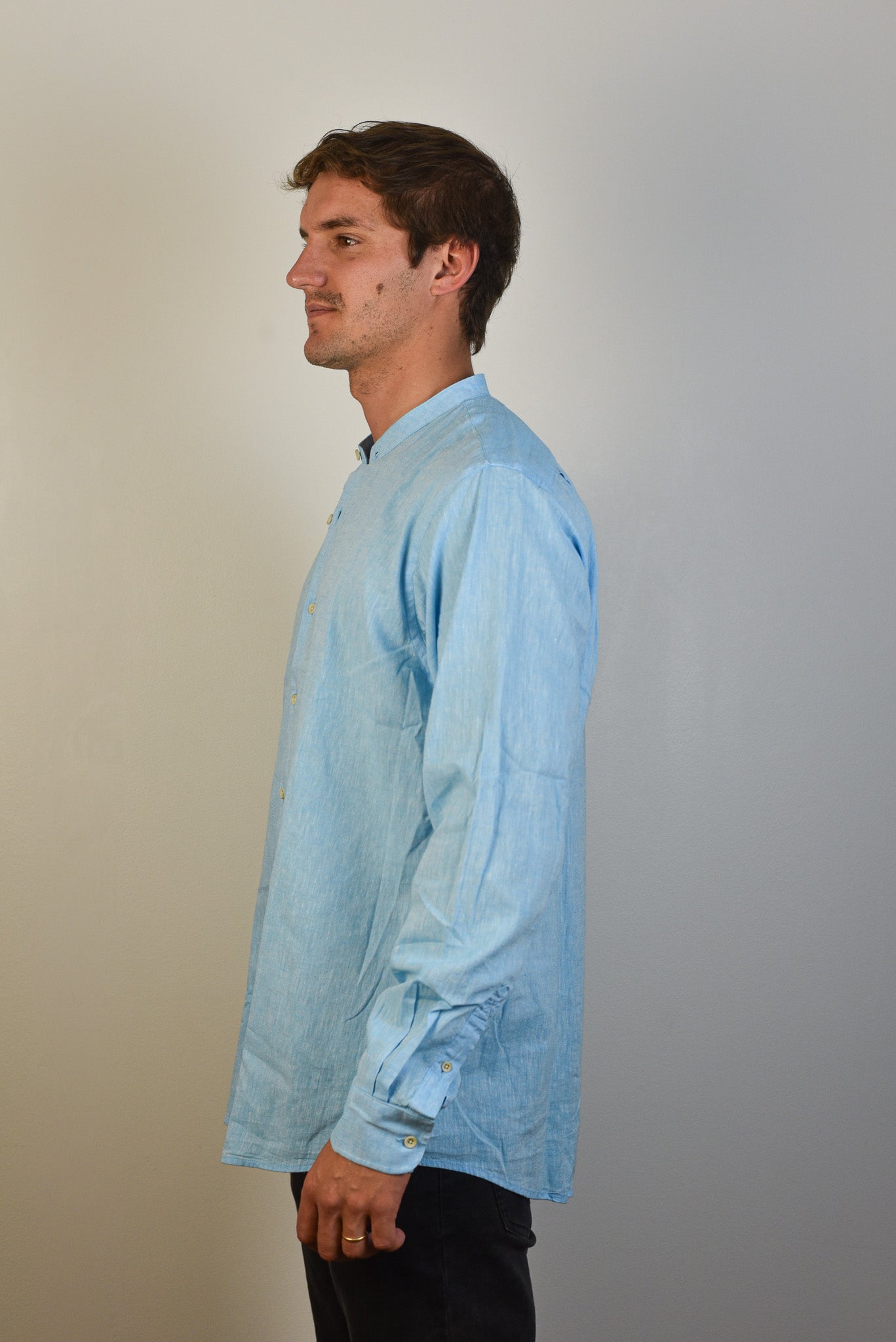 Camisa de Lino Capri Cuello Mao
