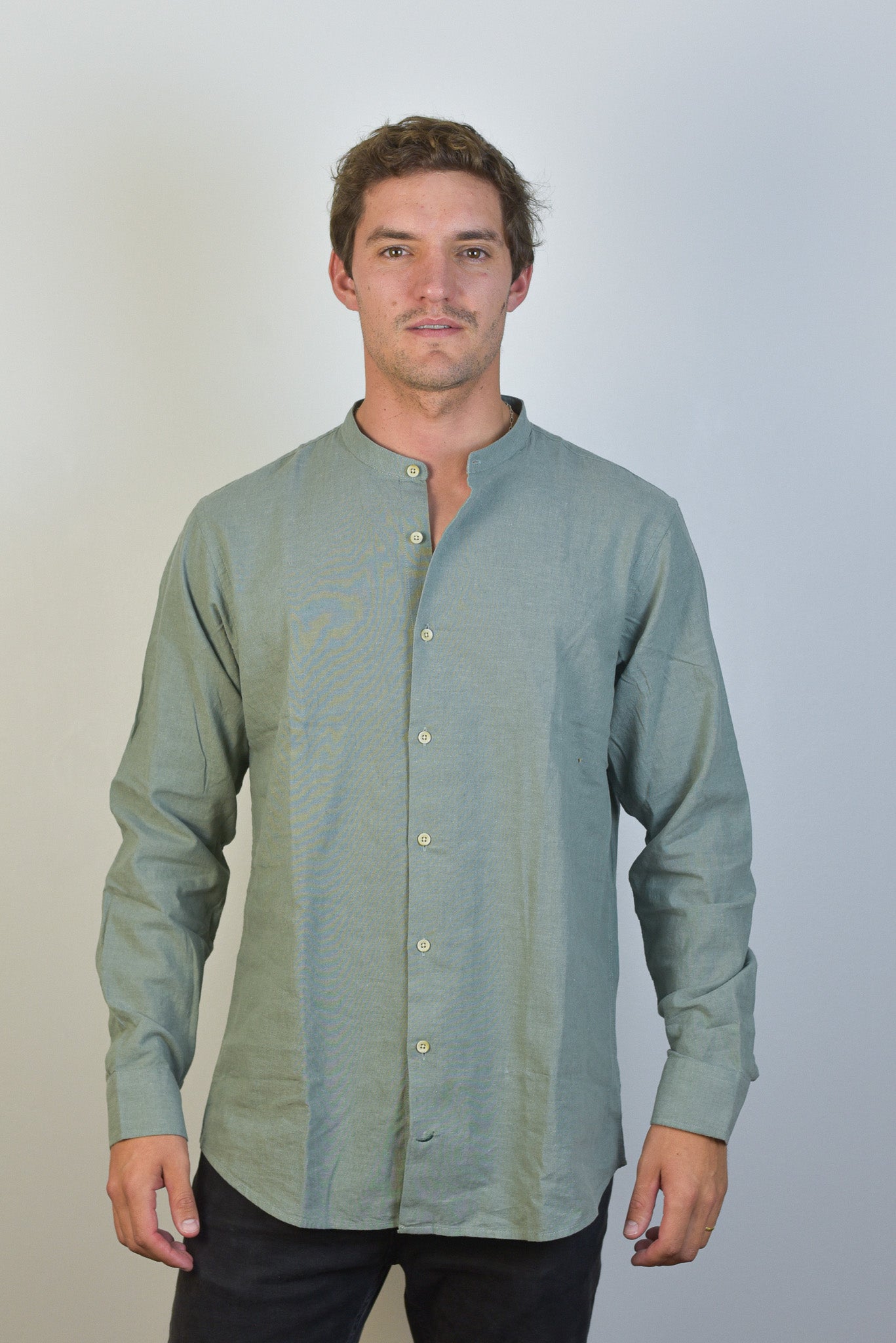 Camisa de Lino Capri Cuello Mao