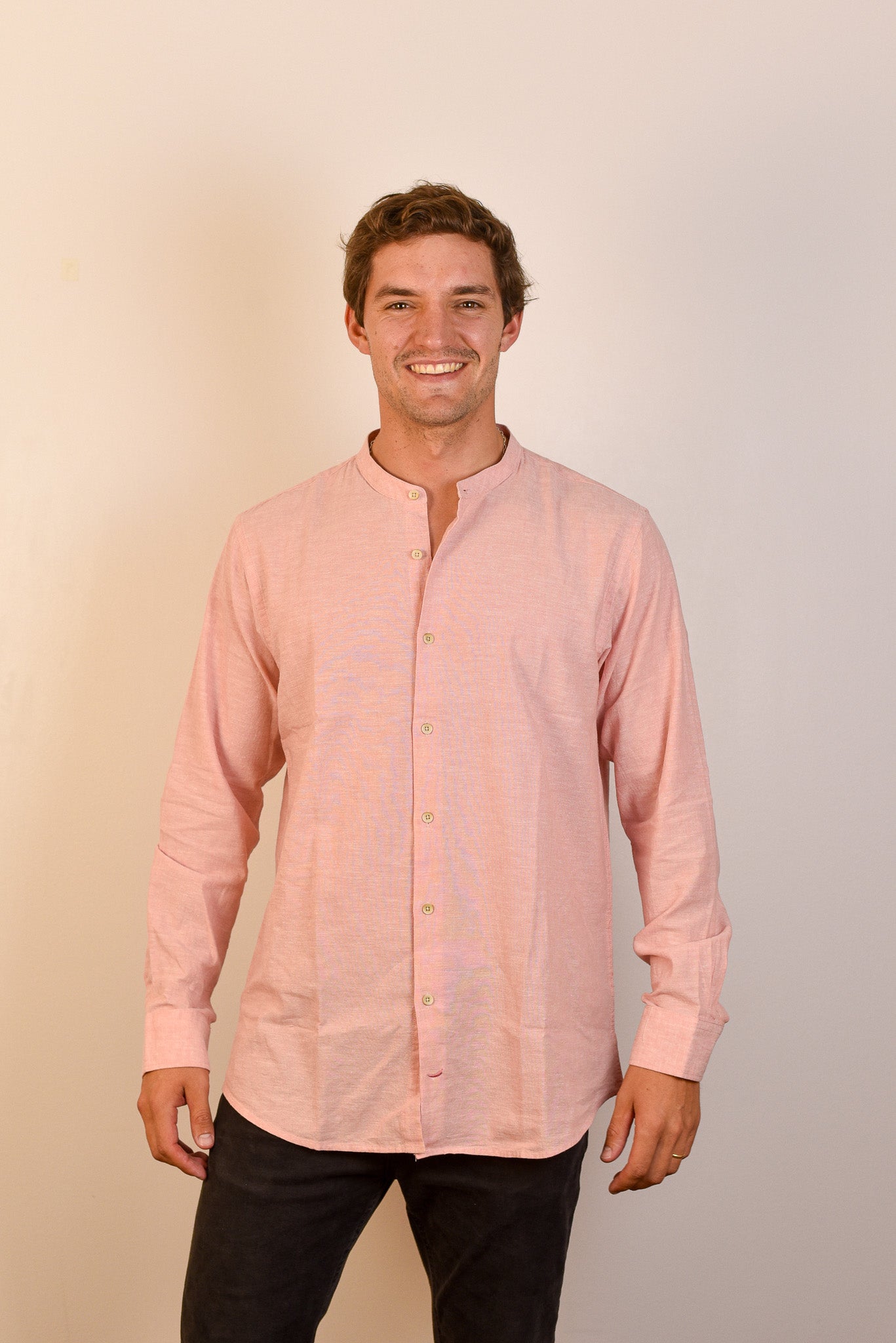 Camisa de Lino Capri Cuello Mao