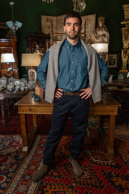 Straight Chinos con Pinzas Navy