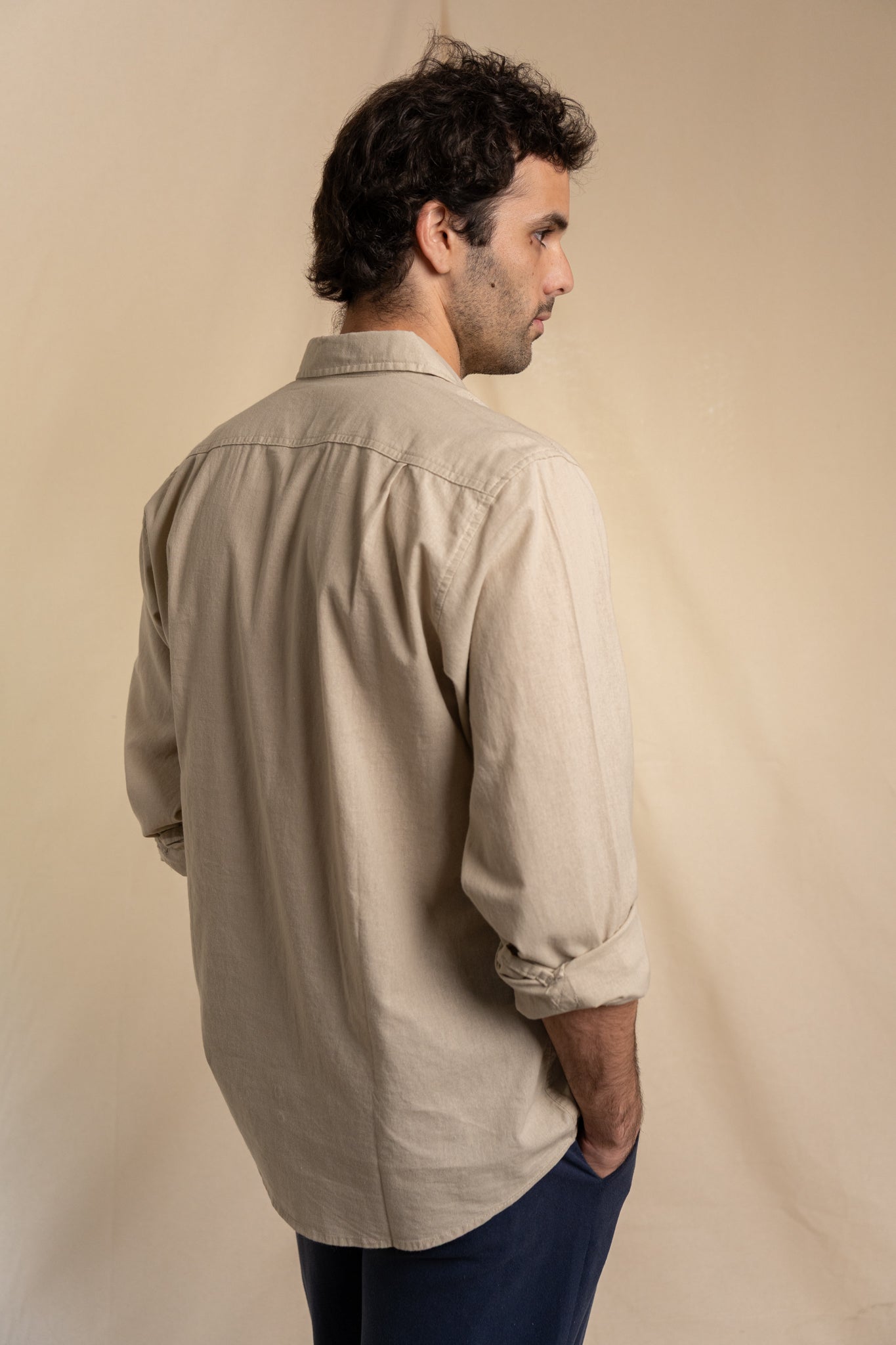 Camisa Lino Niza Clásica Arena