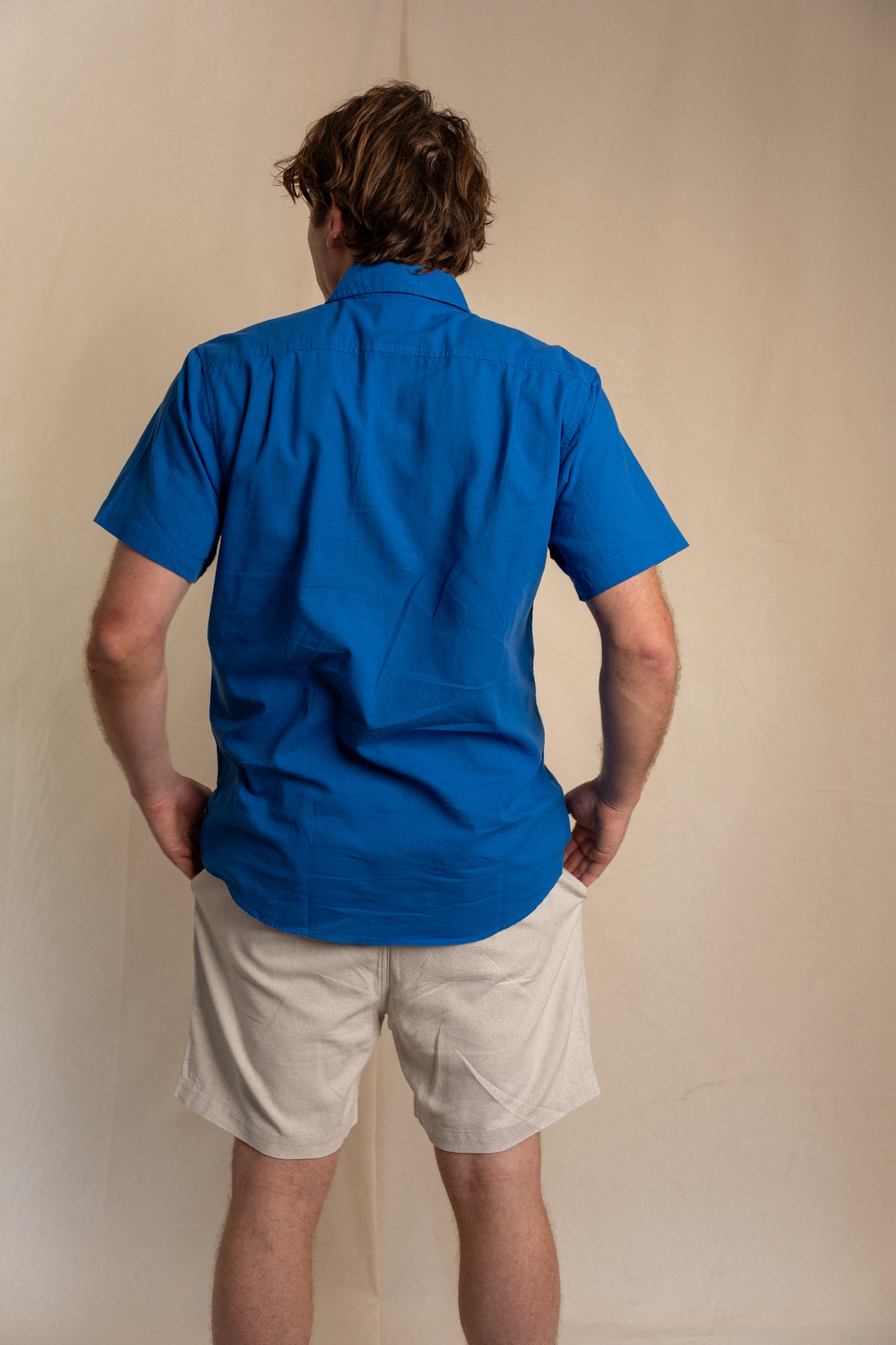 Camisa Lino Niza Manga Corta Azul Cobalto